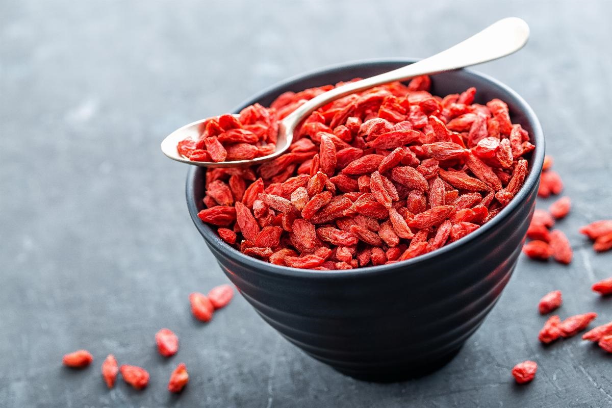 Bacche di Goji: principali caratteristiche, vantaggi e controindicazioni